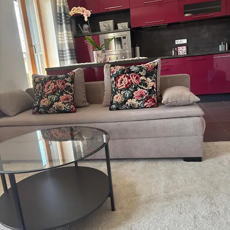 Luxury Flat In Purplered * Brno